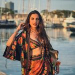 Mitali Mayekar Instagram - I’m not a Gemini but I definitely have two personalities.🙊 📸 @sidchandekar Outfit- @farmrio #barcelona #espana #spain #vacaymode #chillvibes #beachlife #vitaminsea Barcelona, Spain