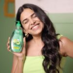 Mitali Mayekar Instagram - Say goodbye to dryness with Nyle Naturals Dryness Hydration shampoo! 🌿 Experience the gentle care it provides as I use it daily for soft and hydrated locks. Highly recommended! No harsh chemicals or parabens and enriched with natural goodness. 💚 #GentleHairCare #HydrateYourLocks #nylenaturals