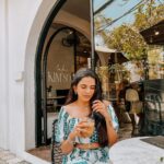 Mitali Mayekar Instagram - Coffee dates in Bali.❤️🌸 Bali, Seminyak
