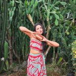 Mitali Mayekar Instagram - The @kayak_in app is my latest secret to travel like a pro! It’s super easy to use. I always make sure I check this app whenever I’m planning a trip. You can use their filters and you will always find a flight, hotel or even car rental deal that works for you. Go check their app now to save on your next trip! #searchoneanddone #ad #kayak