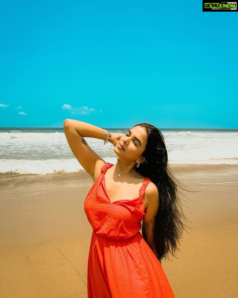 Mitali Mayekar Instagram - Life’s good on beach.🏖️ Bali, Seminyak
