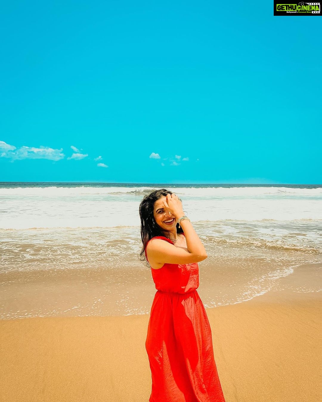 Mitali Mayekar Instagram - Life’s good on beach.🏖️ Bali, Seminyak