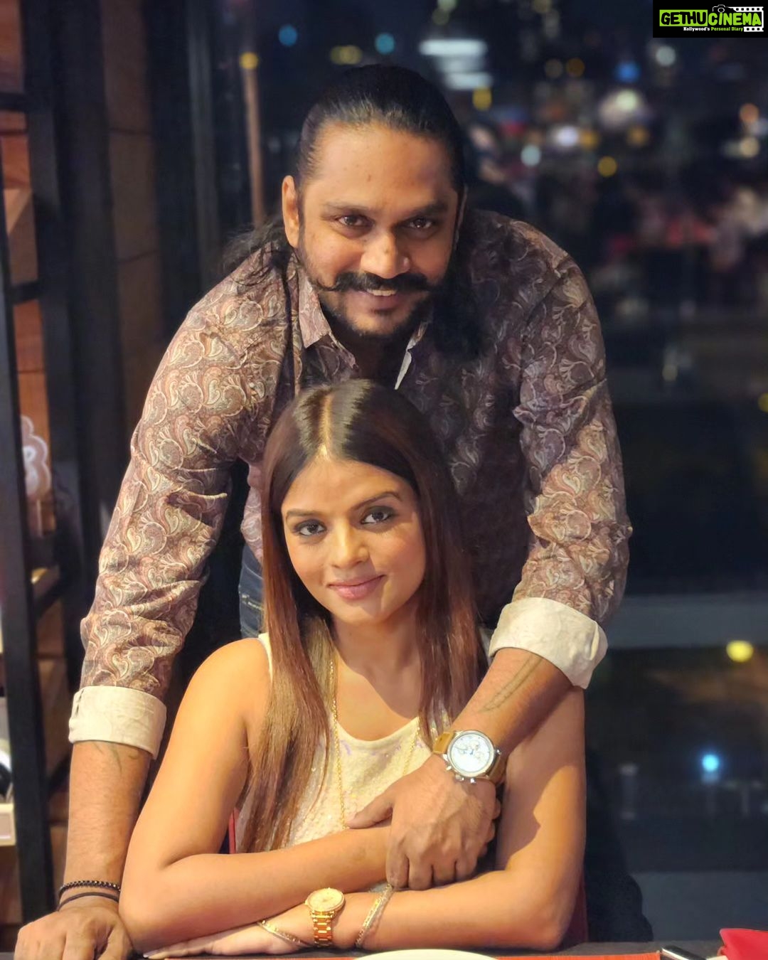 Mitali Nag Instagram - Happie Happie Anniversary my love. Thank you so much for being by my side throw thick n thin 💗 💓 ❤️