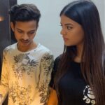 Mitali Nag Instagram - Kitni maasoom shakal banaayi hai… inse acting ki tips leti hoon!! 😡😡😡😂😂😂 Mitaali Nag, Indian actress, content idea, funny reels, trending audio, bavuma, slick back. Mumbai - मुंबई