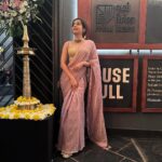Mithila Palkar Instagram – The Prithvi Theatre Festival Opening Night always sets the tone for Diwali – an evening of art, music, theatre, culture, food, cheer and all of this with the people you love! 

What joy it was to watch @smudgal & @pradhananeesh perform live! Just the perfect Shubh Aarambh :)

It was a very wholesome evening ✨

@prernachawla – special shoutout to you for saving my grace! Haha!