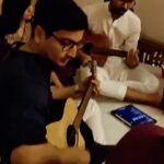 Mithila Palkar Instagram - I’m so grateful to have all these people in my life! I truly, truly lucked out with this chosen family of mine! These twinkling stars made the first Diwali in my home the brightest!✨ @sarangsathaye mentioned that it would only be apt for me to host a musical evening to celebrate my special first. I promptly lapped the idea up and put together a room of people who ended up making this evening purely magical. Most aren’t in the photos, some I even forgot to click a photo with but I will be revelling in the memory of this night and the gratitude I felt because of it, for a long, long time. Hope you all had a blessed, peaceful Diwali! 🪔✨