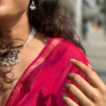 Mithila Palkar Instagram – पहिली दिवाळी 🏠✨

Happy Diwali, everyone! Here’s wishing you the brightest and loveliest year! Be safe ♥️

Saree @sawenchi 
Jewellery @houseofaadyaa