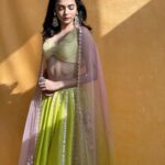 Mithila Palkar Instagram - Gweeeen 💚 #HappyNavratri