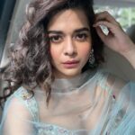 Mithila Palkar Instagram - 💙✨ #HappyNavratri Thanks for the first photo @sayanigupta 🫶🏻
