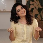 Mithila Palkar Instagram – A little gesture with a big impact! 
Register the local, women-run businesses near you this Diwali with @cadburycelebrations_in #ThisAdIsMyStore.
Let’s make their Diwali happier!
#CadburyCelebrations #Diwali #GharKiDukaan #DiwaliShopping #collab