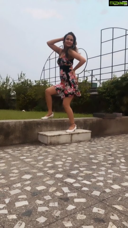 Mohini Ghosh Instagram - Tum pehali bar me Diwana kar gaye❤️#reelsi̇nstagram #reelsinsta #reelsviral #reelsindia #reelsvideo #viral #viralvideos