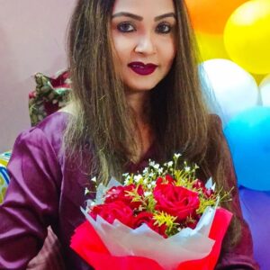 Mohini Ghosh Instagram - Last night bday party 🎉🥳🎂thnk you all🥰🥰
