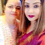 Mohini Ghosh Instagram – Last night bday party 🎉🥳🎂thnk you all🥰🥰