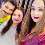 Mohini Ghosh Instagram – Last night bday party 🎉🥳🎂thnk you all🥰🥰