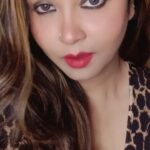 Mohini Ghosh Instagram - Akhoo se chuu le chuna hatho se mana hai😉😍