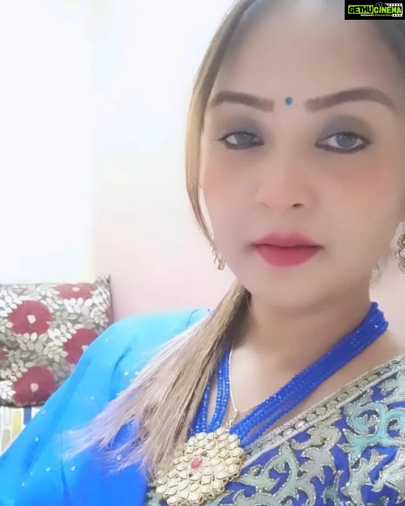 Mohini Ghosh Instagram - Maha ashtami look😍💞