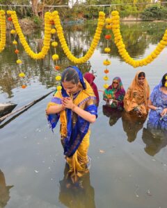 Mohini Ghosh Instagram - मन में जितनी आस हो पूर्ण करेंगी छठी मैया

मन विचार को शुद्ध करके जो बोले जय छठी मैया। 

#chatthpuja