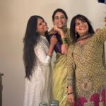 Mona Singh Instagram - Thank u @anushreearora9 @prashantpallath for an amazing evening ❤️❤️❤️#diwali #happyfaces