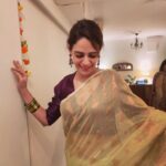 Mona Singh Instagram - #diwalivibes #love #light #instagram 💛