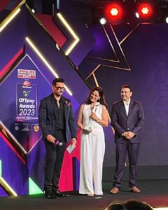 Mona Singh Instagram - BULBUl JOHRI ❤️❤️❤️
Best supporting Actor
Thank u ,
@htcity @ottplayapp #OTTplayawards2023
Thank u @zoieakhtar @reemakagti1 @alankrita601 @neeraj.ghaywan @nityamehra19 @avancontractor @tashaonline ❤️❤️ #bulbul #happyme #instagram #instagood