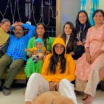 Monal Gajjar Instagram – “Glowing up Diwali with the fam! 🌟 Who needs fireworks when you have this crew? 

Missing @hemali.gajjar 😢🤗🥰

#DiwaliVibes #FamilyGlowUp”