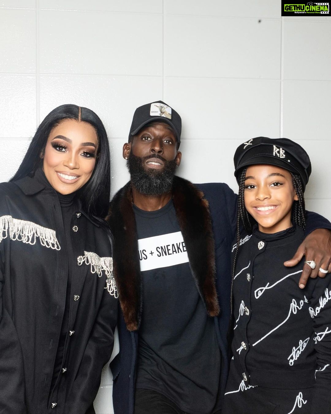 Monica Instagram - @laiyah LOVES @davidandtamela “Take Me To The King” is her favorite so that part of the night had her captivated!! @tyetribbett is all praise & energy! There couldn’t have been a more perfect night 🫶🏽