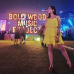 Monica Khanna Instagram - Monika Bollywood Music ke piche Aur Bollywood Music Monika ke piche ❤️❤️ #music #jiogarden #bollywood #musicconcert #filmyladki #mainbollywoodkideewanihun #yellow #yellowmellow #musicmakesmehappy #thankyou #hindigaane #vishalshekhar #bennydayal #farhanakhtar #instagood #instareel #instapicture #instaphoto Jio World Garden