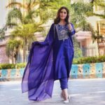 Monica Khanna Instagram – बहुत मिलेंगे हसीन चेहरे दुनिया के बाज़ार में
वो मुक्कदर से मिलता है जिसका ‘दिल’ खुबसूरत होता है।।।
Captured by -@atharvapadhye01
Wearing @bibaindia
@pratikshachandak
#शायरी #shayari #gulzaar #love #pyar #mohabbat #ishq #mondaymorning #kindnessovereverything #happiness#filmiladki #monikakhanna #teji #ikkkudipunjabidii #instalove #instagram #instagood #monikakhanna #selfmusing #gratitude #begoodtoyourself #instapost #instapicture #instadaily
