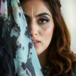 Monica Khanna Instagram – Despite how open,peaceful and loving you attempt to be people can only meet you as deeply as they’ve met themselves ❤️
#instalove #instagram #instagood #monikakhanna #selfmusing #gratitude #begoodtoyourself #instapost #instapicture #instadaily