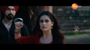 Monica Khanna Instagram - Jisne maangi sabki khair, waqt ne kiya hai kyun usse bair? Dekhiye ek nayi kahaani #IkkKudiPunjabDi, jald hi, sirf #ZeeTV par. @maleekarghaiofficial @romilchaudhary02 @manoj.chandila @officiallyjaideepsingh @poonamjangrahere @official_anmmolverma @sonia_kour4 @aarya.dharmchand.kumar @mishika_mishra_official @suneelpushkarna05 @mazhar.nadiadwala @mohomedgmorani @meetalimajethia @rehan_rehman @kamdarharsh @adityasingh1889 @viraj_mundada @deepaliseta @pravinahirwar @nitu.yugverma @actor_rajani @amitt_koushikk @rohit_jhunjhunuwala @ranjeevfverma Amritsar, Punjab