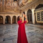 Monica Khanna Instagram - "A journey back in time"..... #travelphotography #travel #jodhpur #travelling #pyar #ishq #mohabbat #loveinred #laalishq #happyme #jodhpurdiaries #check✔️ #fort # Mehrangarh Fort Jodhpur