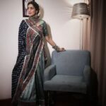 Monica Khanna Instagram - Chahti ti thi koi kaano mein JHUMKA pehenaye… Par usne keh diya WHAT JHUMKA?! 🙈😜 #shayari #gulzaar #navratri #garba #jodhpur #dandiya #dandiyanight #hallo #navratrispecial #monikakhanna #indian #indianwear #ghaghracholi #happiness #love #garbanight #event Styled by :-@style_by_hetaljogi Outfit by - @mirona_fashion_studio Jewellery by - @silver.kiosk @vanijewels_byvaidehi Styled by - @style_by_hetaljogi Hairstyle by :-@sardarrume @_impressionphotographyy__