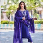 Monica Khanna Instagram - बहुत मिलेंगे हसीन चेहरे दुनिया के बाज़ार में वो मुक्कदर से मिलता है जिसका 'दिल' खुबसूरत होता है।।। Captured by -@atharvapadhye01 Wearing @bibaindia @pratikshachandak #शायरी #shayari #gulzaar #love #pyar #mohabbat #ishq #mondaymorning #kindnessovereverything #happiness#filmiladki #monikakhanna #teji #ikkkudipunjabidii #instalove #instagram #instagood #monikakhanna #selfmusing #gratitude #begoodtoyourself #instapost #instapicture #instadaily