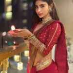 Mouni Roy Instagram - दीपावली🪔✨