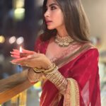 Mouni Roy Instagram - दीपावली🪔✨