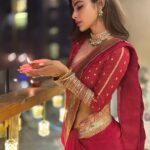 Mouni Roy Instagram - दीपावली🪔✨