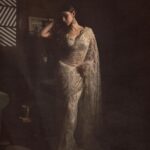 Mouni Roy Instagram – Live by the Sun,
Love by the moon…
•
•
•
@trishilagoculdas s home isn’t just a beautiful home, it’s stories, heritage & generations of love. You can see it in every room, every corner, every floor. I love you but might love your home a lil more 🤪😝

Wearing- @geishadesigns
Jewellery- @razwada.jewels
Styled by- @rishika_devnani
Assisted by- @stylebyvanshika
Hair- @chettiarqueensly
Makeup- @mukeshpatilmakeup
Captured by- @gohil_jeet