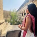 Mouni Roy Instagram - नयनतारा 🌸শুভ মহালয়া 🌸