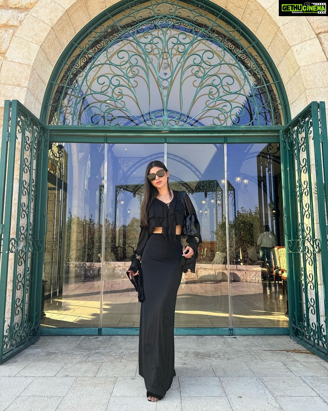 Mouni Roy Instagram - What a day at the f1 yesterday! Now back to reality π ππππππππππππππππ @QatarAirways @HIA @Formula1 @TheChediKatara @bagatellebeachclubdoha Doha,qatar