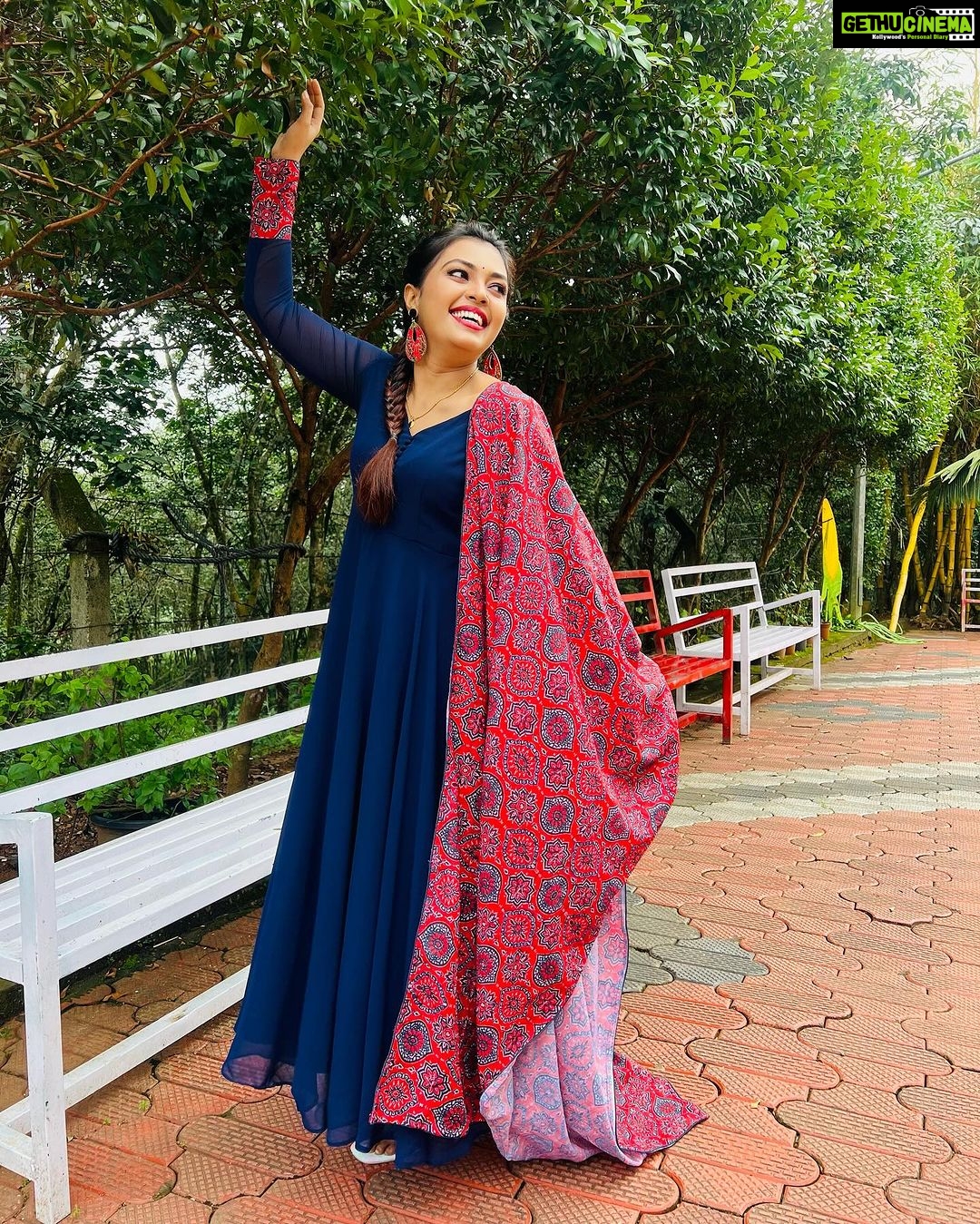 Mridula Vijay Instagram - Love yourself ❤️