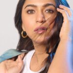 Mrunmayee Deshpande Instagram - Mumbai Diaries 2! 🩵 @amazonprime @primevideoin @emmayentertainment Styled by - @nehachaudhary_ Outfit - @joinalternative Makeup - @saurabh_kapade Hair - @nilampatel12 Captured by - @kalyaam_2.0 ❤️ #promotion #mumbai #diaries #new #season #style #courage