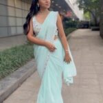 Mrunmayee Deshpande Instagram - Wrapped in timeless grace.🩵✨ Styled my fav @mrunmayeedeshpande 📸 -@saneshashank Styling - @style_by_apurva Outfit - @rangvarsha.pehenava Jewellery- @shopswaabhi #awardshow #anchor #photoshoot #styling #saree #instagram #instadaily #mariott #event #outfit #indian #trending #trendingreels #instareels #reelitfeelit #reelkarofeelkaro