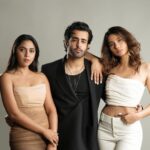 Mrunmayee Deshpande Instagram - We're all about 'treat'ing 😌 #MumbaiDiariesOnPrime, watch now on @primevideoin @nikkhiladvani @onlyemmay @madhubhojwani @emmayentertainment @merainna @natashabharadwaj_official @satyajeetdubey @desaitina