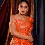 Mrunmayee Deshpande Instagram – 🪔

Jewellery: @sorayaajewels_
Styled by: @nehachaudhary_ 
Makeup: @sujatakadam_ 
Hairstyle: @snehakelkar906
Pic: @sarrikaaaaaa
