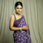 Mrunmayee Deshpande Instagram - ⭐️ Saree: @redpine_designs @vblitzcommunications Jewellery: @shillpapuriidesignerjewellery @nehachaudhary_ @kalyaam_2.0 @sujatakadam_ @snehakelkar906