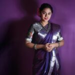 Mrunmayee Deshpande Instagram – Caption this..
.
.
.
.
.
.
Outfit: @aaishvy_designs
Jewellery: @snehsaaj
Makeup: @sujatakadam_ 
Hairstyle: @snehakelkar906
Pic: @saarikaaaaaa