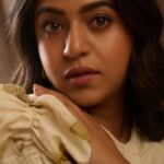 Mrunmayee Deshpande Instagram – My favorite stories are
the ones your eyes tell..
@kalyaam_2.0 
@saurabh_kapade 
@nehachaudhary_ 
@nilampatel12 
#mumbai #diaries #new #season #promotion