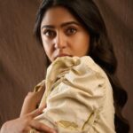 Mrunmayee Deshpande Instagram – Have you seen Mumbai diaries season 2!?
@primevideoin 
@nehachaudhary_ 
@kalyaam_2.0 
@nilampatel12 
@saurabh_kapade 
@joinalternative
@pr_vartika