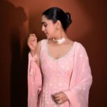 Mrunmayee Deshpande Instagram – Saregamapa ❤️

Outfit: @shivaliahmedabad

@nehachaudhary_ 
@sujatakadam_ 
@snehakelkar906 
@sarrikaaaaaa 
#fashion #fashionphotography #traditional #mrunmayeedeshpande