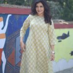 Mukta Barve Instagram - Get summer ready with us ♥️ Dresscode : MMB -004 Available in all sizes! In frame : @muktabarve Neck piece : @saajbyshalaka MUA : @gayatridhanve_mua Shot by : @prashantdhanvephotography #womenwear #cottoncoordsets #womenfashion #indianfashion @retro #fashionblogger #fashionstyle #sustainablefashion #cotton #ootd #style #styling #actor #fsshionista #muktabarve #collaboration #marathimandaldubai #dubai #clientdiaries #client #dubaiexpact #dubai🇦🇪 #online #homegrown #brand #onlinebusiness #onlineshopping #vocalforlocal #india #marathimulgi #fashiongram